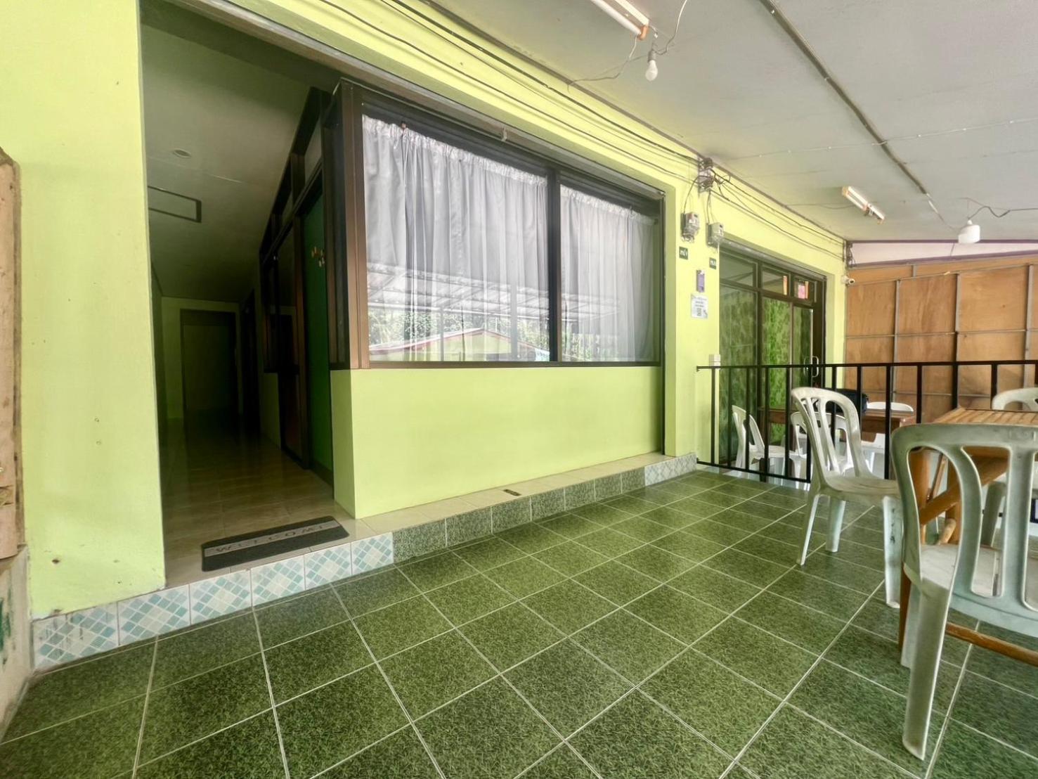 Khaosok Happy House Bed & Breakfast Khao Sok National Park ภายนอก รูปภาพ